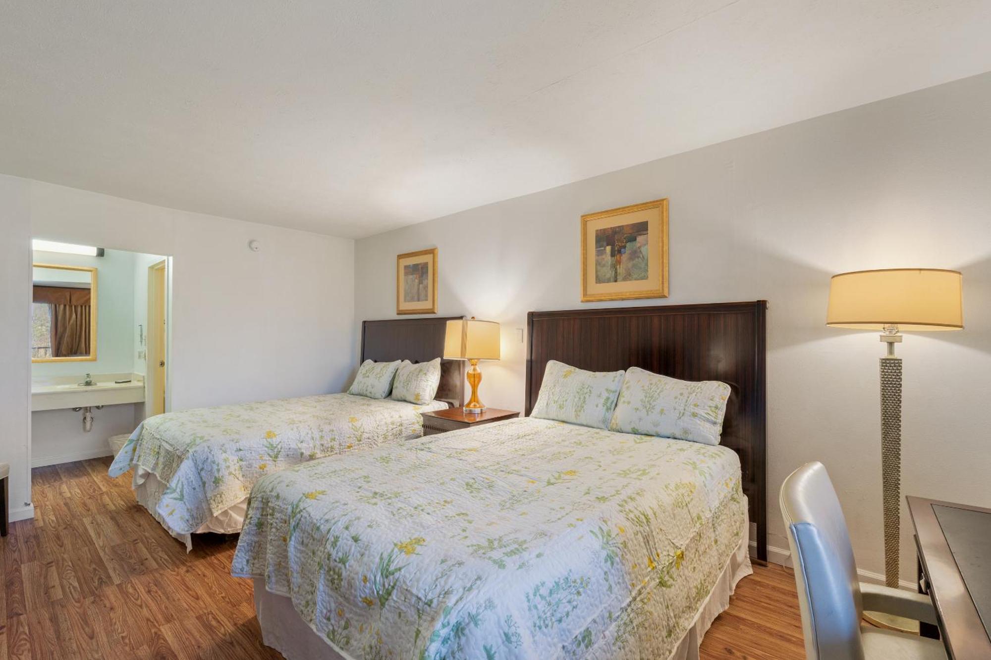 Williamsburg Suites Εξωτερικό φωτογραφία