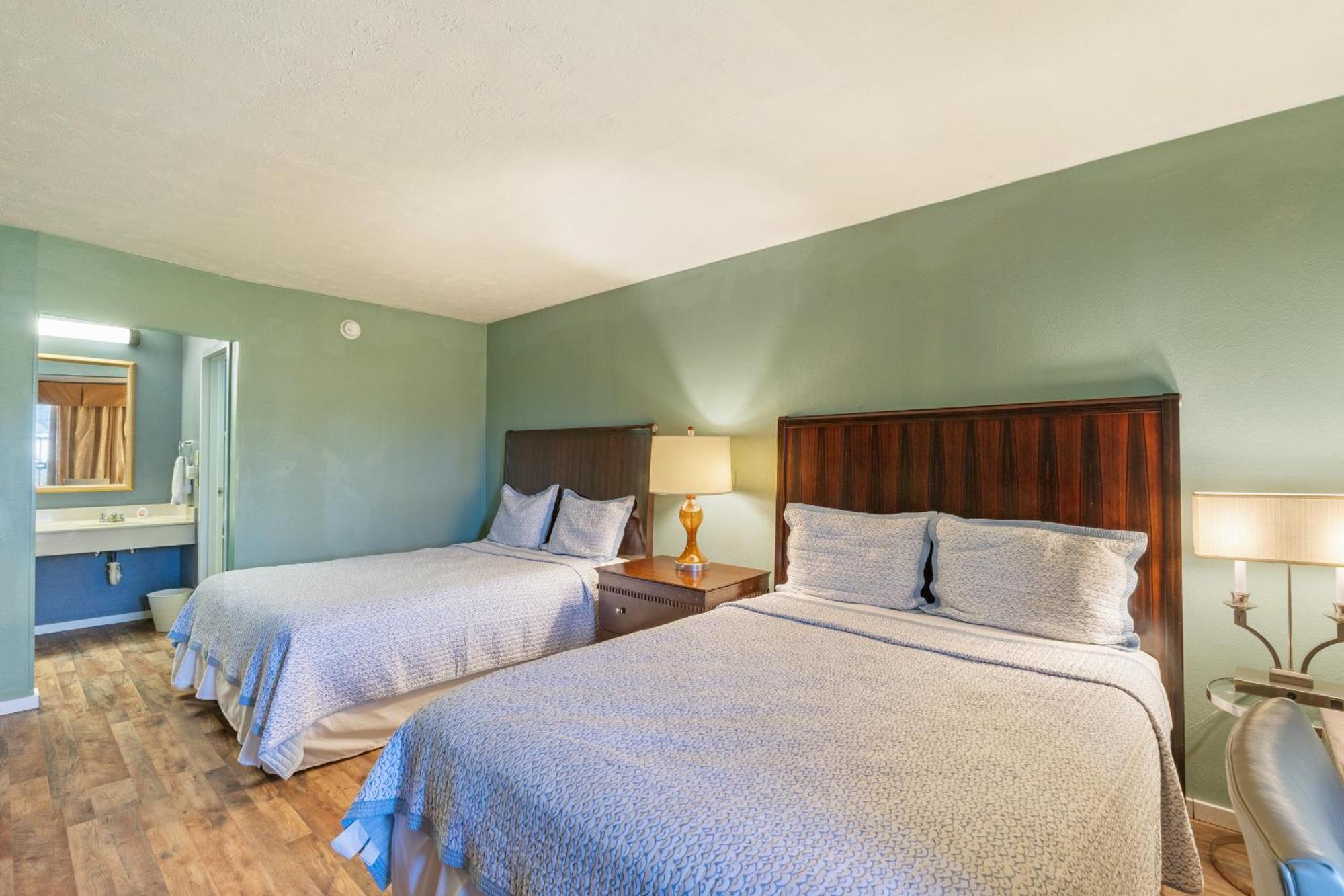 Williamsburg Suites Εξωτερικό φωτογραφία
